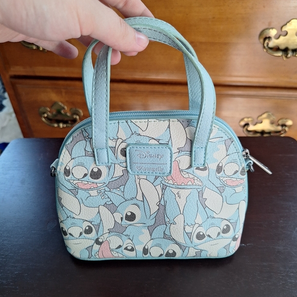Disney Loungefly Stitch Mini Bag - Picture 6 of 6